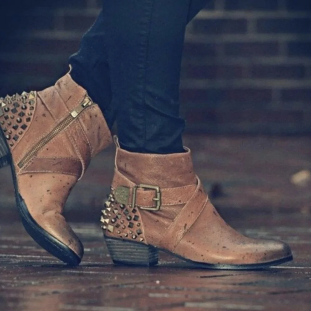 Vince Camuto Spike Studded Slouchy Booties 6.5 Ankle Boot Western Punk